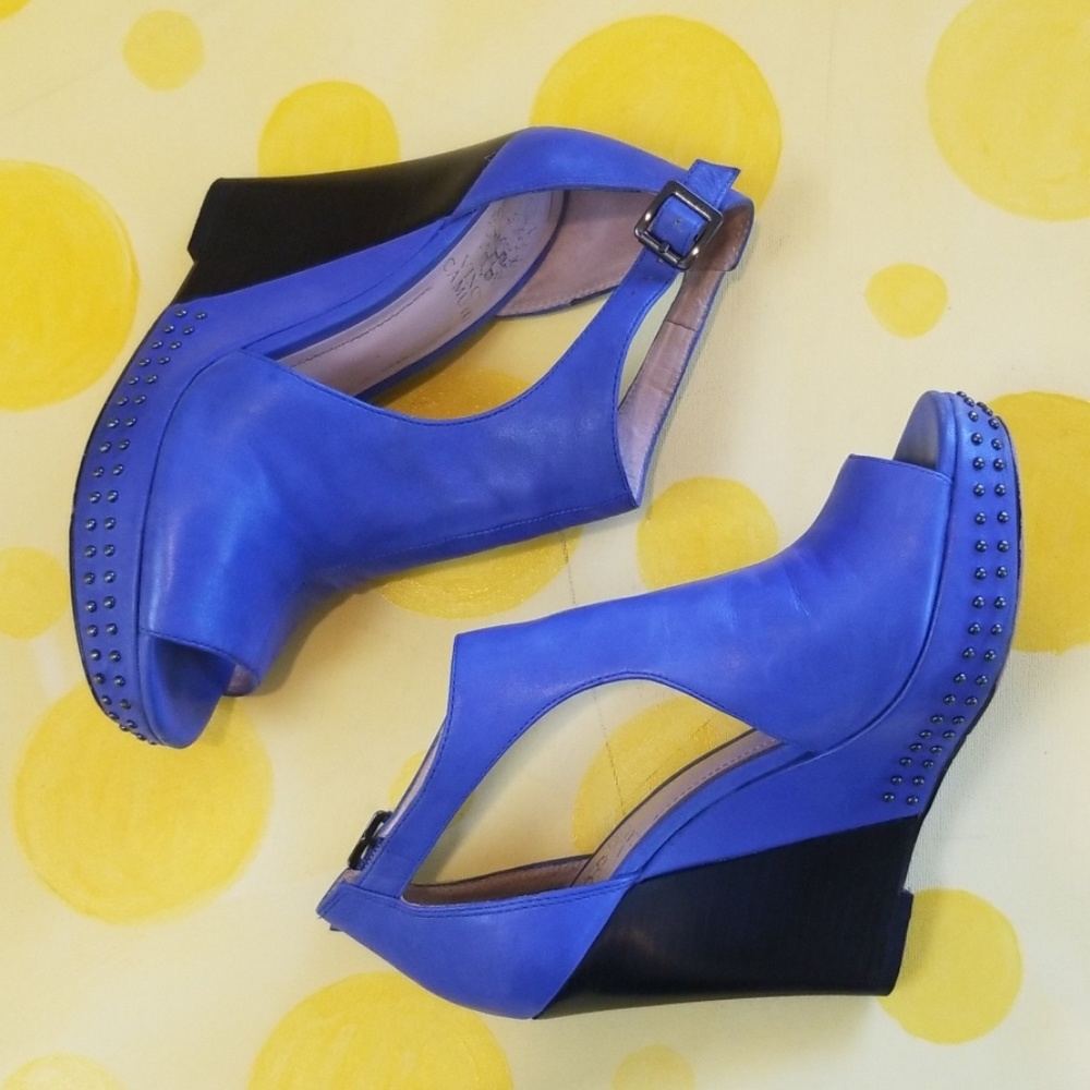 Blue Shootie VINCE CAMUTO